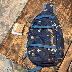 Patagonia Bags Nwt Patagonia Atom 8l Sling Bag Wandering Woods